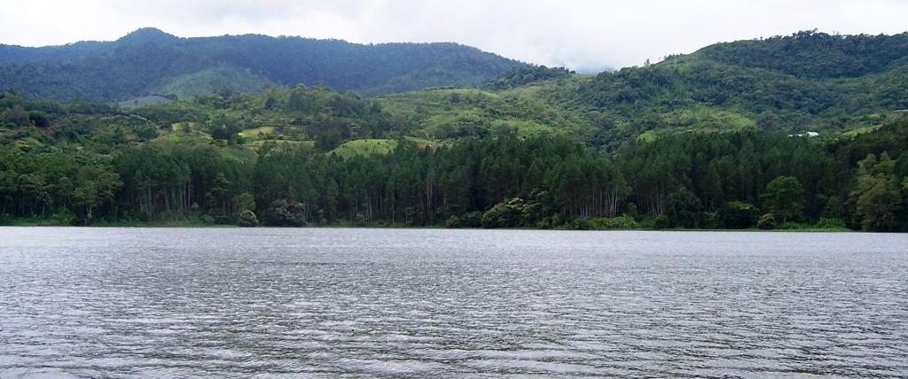 Foto Lago Charrara, Cartago, Costa Rica